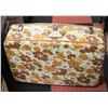 Image 1 : VINTAGE FLORAL HARD SIDE SUITCASE