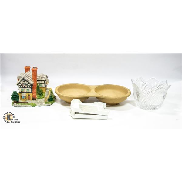 BOX OF ASSORTED HOUSEHOLD ITEMS