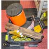 Image 1 : LOT OF MISC INCLUDES HOSE, WOOD PLANER AND MORE