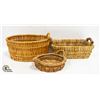 Image 1 : LOT OF WICKER BASKETS