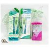 Image 1 : FLAT OF 2 MENSTRUAL CUPS AND 2 DIGITAL THERMOMETER