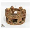 Image 1 : VINTAGE MEXICAN CLAY CIRCLE OF FRIENDS CANDLE