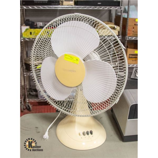 HOMESTYLES OCILLATING FAN