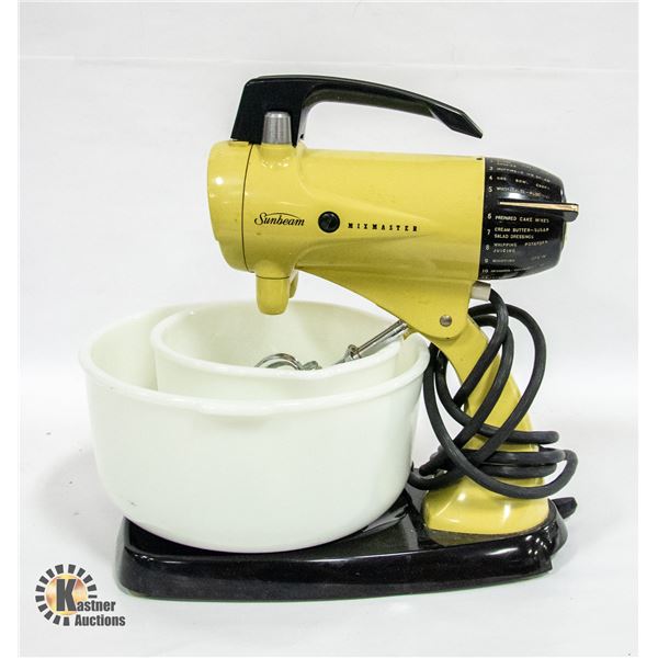 SUNBEAM VINTAGE MIXER W/PORCELAIN BOWLS