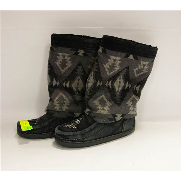 LADIES 6 MANITOBAH MUKLUKS PREVIOUSLY USED-ESTATE
