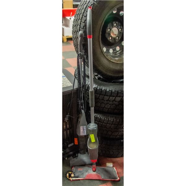 BISSELL VACUUM AND RUBBER MADE MOP