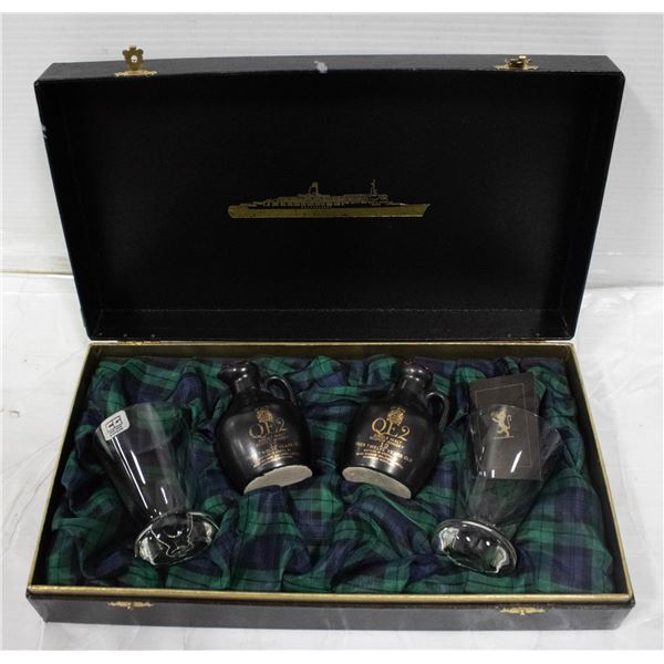 VINTAGE QE2 SCOTCH WHISKY GIFT SET HANDMADE DECOR