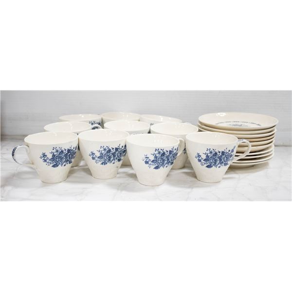 SET OF 20 PCS OF ROYAL FLORENCE TEACUPS, SAUCERS