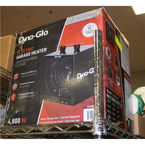 FLAT OF VINTAGE LARGE BEER MUGS, VINTAGE GLASS