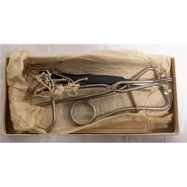 SET OF VINTAGE SCALPEL AND CLAMPS