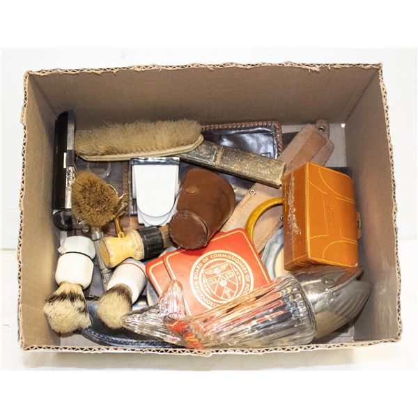 FLAT OF LEATHER PRODUCTS, VINTAGE COASTERS,