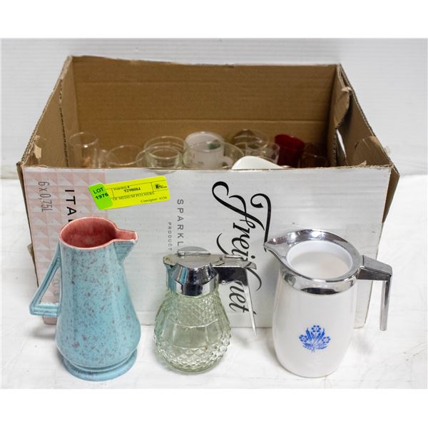 FLAT OF MEDIUM PITCHERS + ASSORTED VINTAGE SHOT