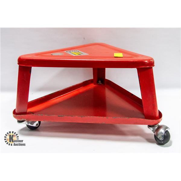 MECHANICS STOOL