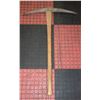 Image 1 : PICK AXE