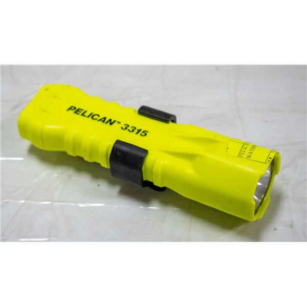 PELICAN 3315 FLASHLIGHT WATERPROOF AND