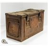 Image 2 : VINTAGE BROWN AMMO BOX