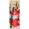 Image 1 : 5 LB FULLY CHARGED FIRE EXTINGUISHER