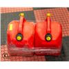 Image 1 : LOT OF 2 FUEL CANS
