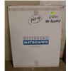 Image 1 : BOX MATBOARDS 33X40