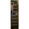 Image 1 : LOUISVILLE 8 FOOT FIBERGLASS LADDER 250LB