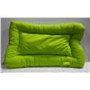Image 1 : GREEN CYCLE DOG WATERPROOF BARRIER BED SIZE LRG