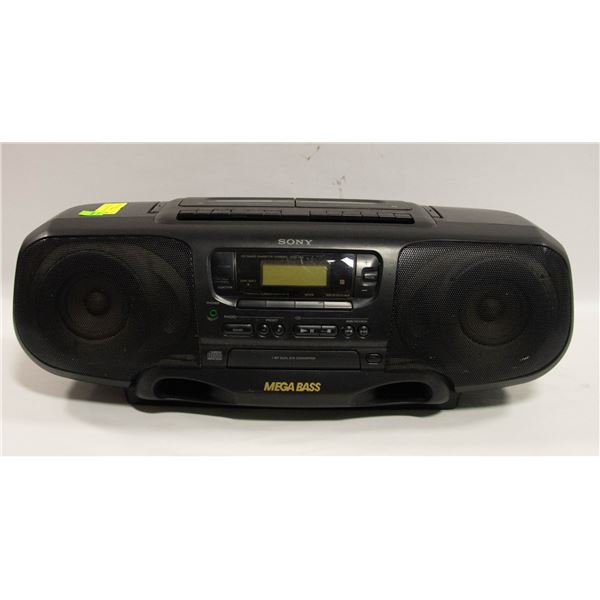 SONY CFD-380 BOOMBOX W/ REMOTE