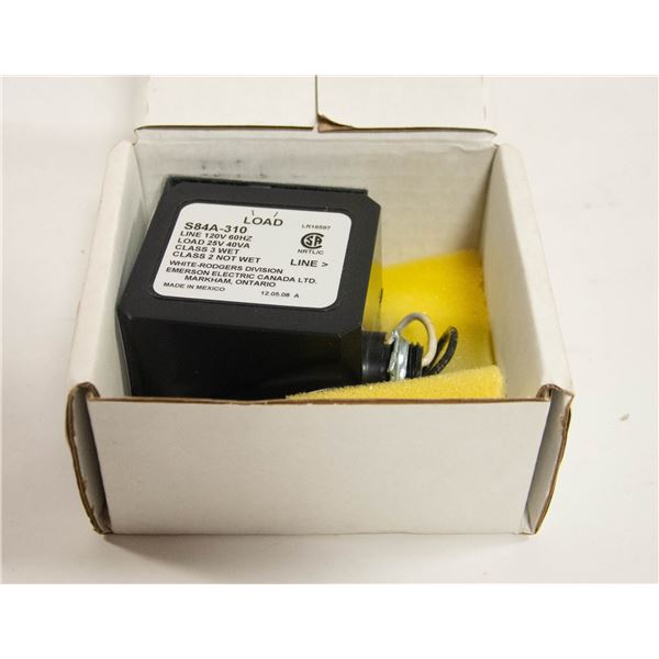 NEW IN BOX TRANSFORMER  - S84A310 MULTI MOUNT