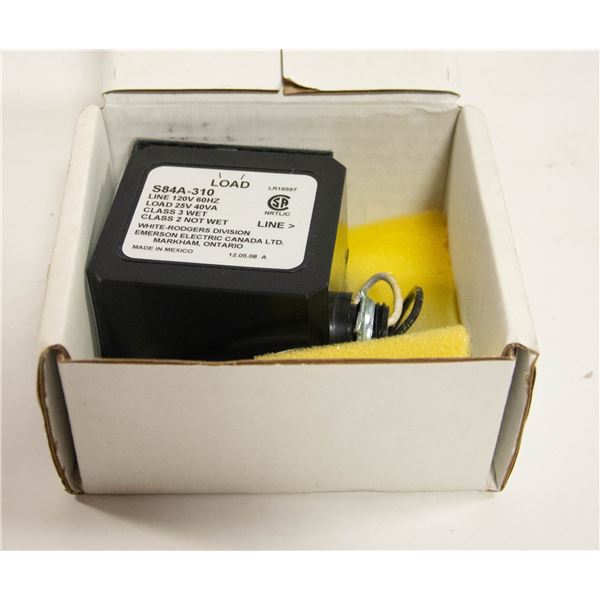 NEW IN BOX TRANSFORMER  - S84A310 MULTI MOUNT