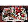 Image 1 : BIN OF XMAS DECOR