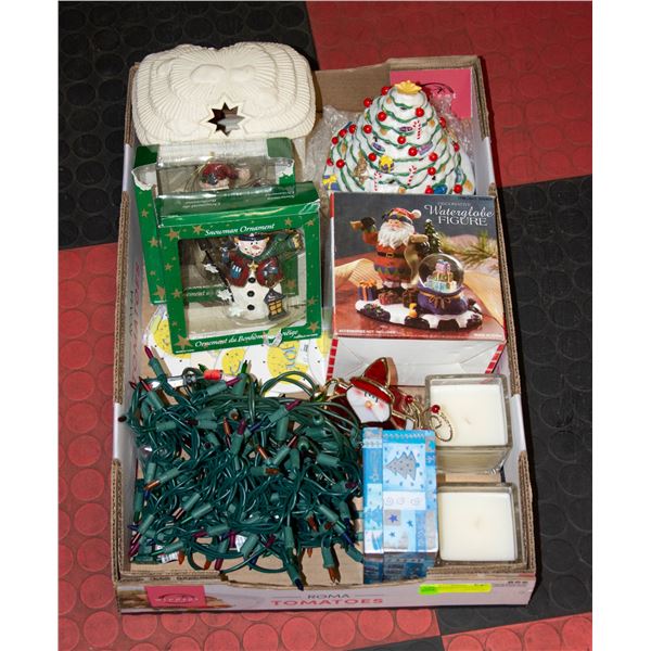 FLAT WITH CHRISTMAS DECOR INCL. CERAMIC