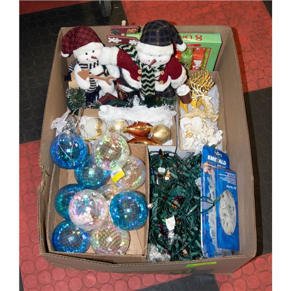 BOX WITH CHRISTMAS ITEMS INCL. VARIOUS