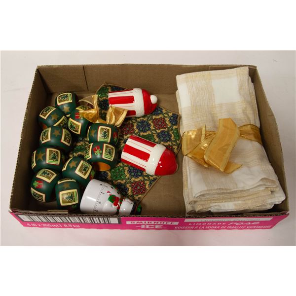 NEW DANICA SERVIETTS, RINGS, S/P AND TIMER