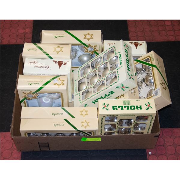 97 SILVER XMAS BULBS/BOXES VARIETY