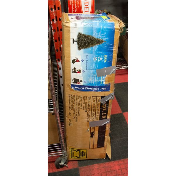 ARTIFICIAL 7.5 FT PRE-LIT CHRISTMAS TREE