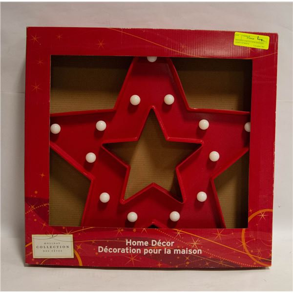 HOLIDAY COLLECTION HANGING LIGHT-UP RED &