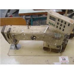 PFAFF FLATBED (483-G-900/99) C/W MODULAR V720 CONTROL (Note: Located in Scotland)