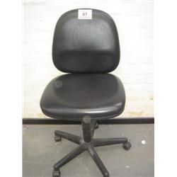 APPROX 30 BLACK LEATHER EFF SWIVEL CHAIRS (Note: Located in Scotland)