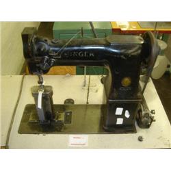 SINGER TWIN NEEDLE POST 138W101