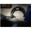 Image 8 : GROUP OF SPECIALTY MICROMETERS. BEARING MICROMETER, INSIDE MICROMETER (2"-5"), DEPTH MICROMETER 0-1