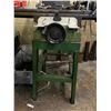Image 6 : REX-CUT DRILLING & MILLING MACHINE MODEL B096. 12 SPEED. COMES WITH MISC END MILLS, COLLETS.