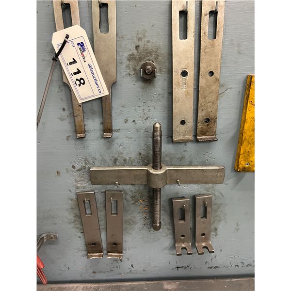 PROTO UNIVERSAL GEAR PULLER SET