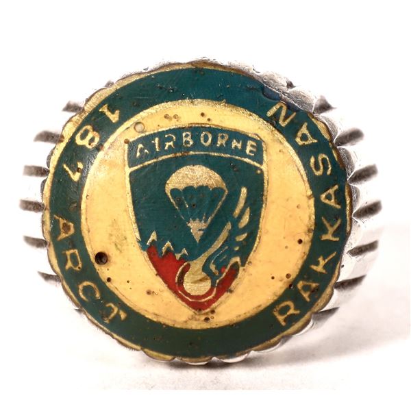 187th Infantry Airborne Ring WW2    [175761]