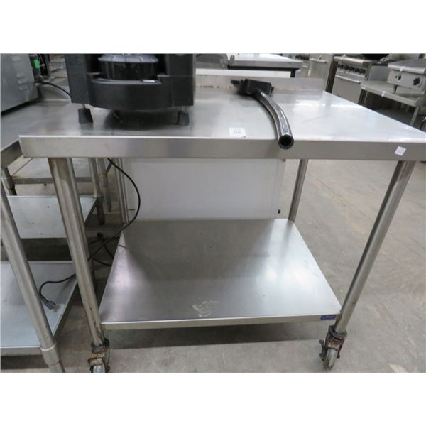 S/S 30 x 36 Rolling Table w/Lip and Undershelf