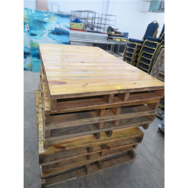 Finish Pallet Table Tops - 7