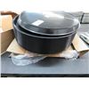 Image 2 : 18" Round Plastic Trays - 24