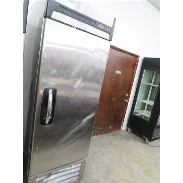 Norlake S/S Single Door Rolling Freezer 5°