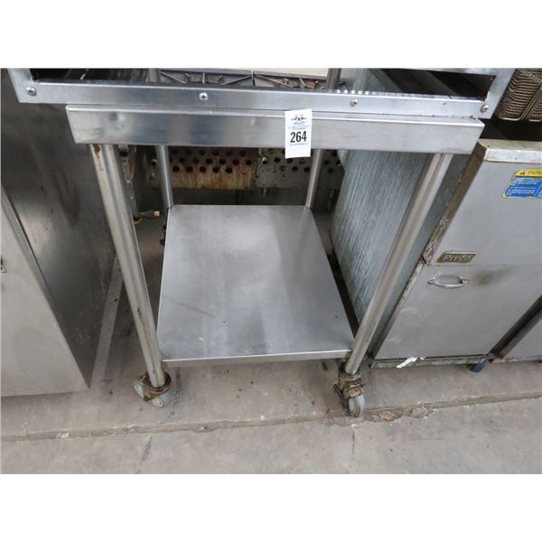 S/S 20 x 24 Rolling Table w/Pan Cut Out and Undershelf