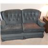 Image 1 : Troister Furniture Co. Loveseat