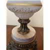 Image 4 : Vintage Ornate Table Lamp