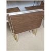 Image 2 : TV Dinner Trays and Folding Table